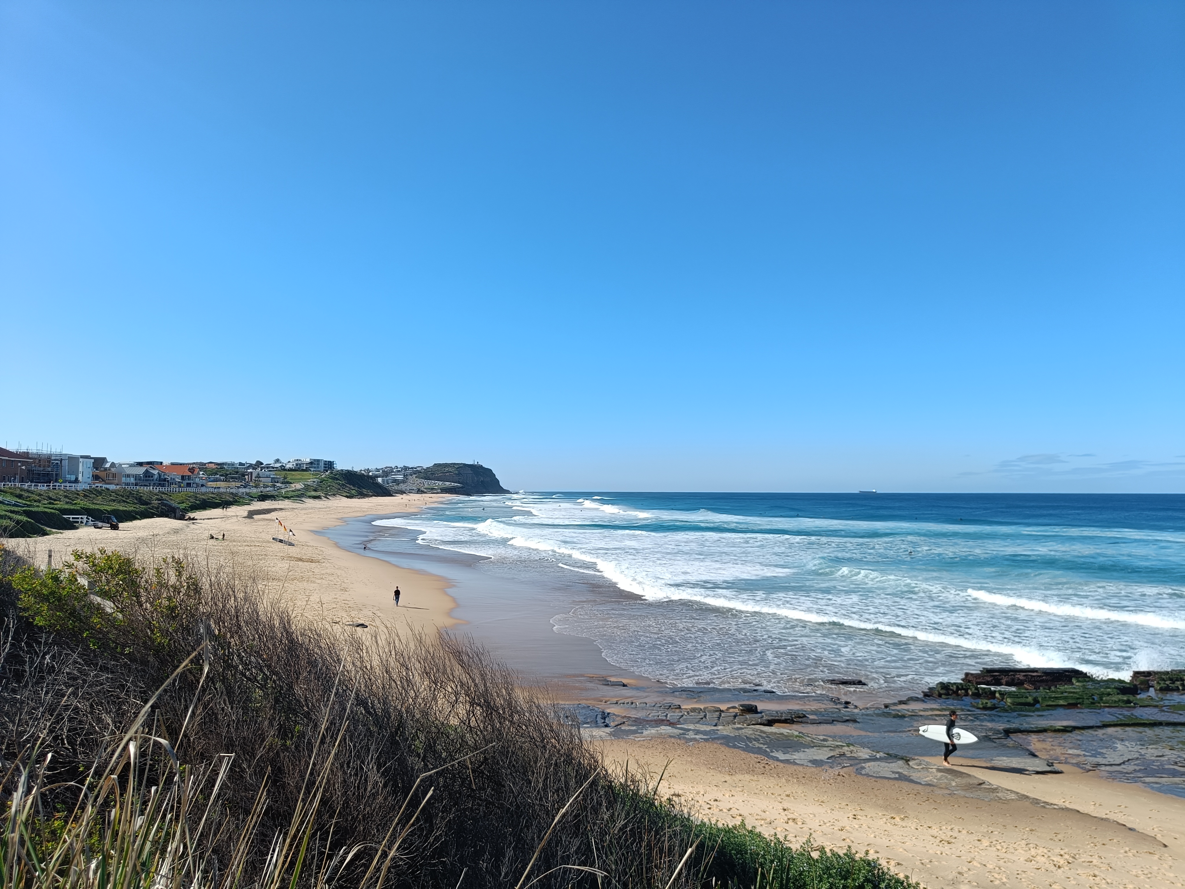 Merewether Beach (foreground) and Dixon Park Beach